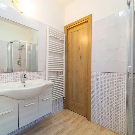 Brorent-casa Chic شقة *