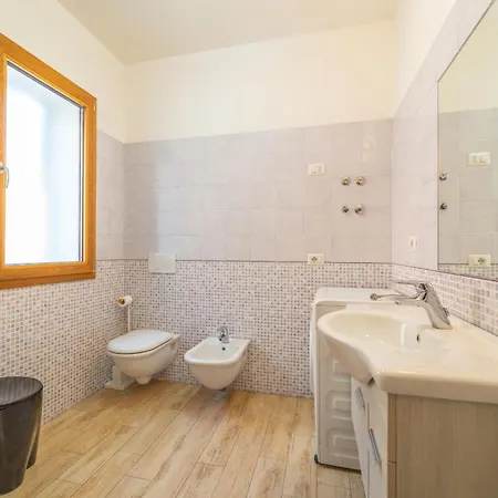 Apartment Brorent-casa Chic